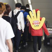 Chuyên gia Nhật cảnh báo nguy hiểm khi đi bộ trên thang cuốn